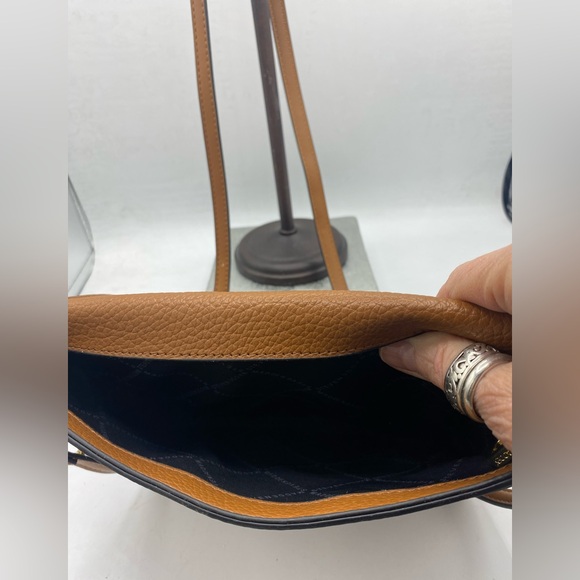 Steve Madden Brown/Tan  Crossbody Bag Steve Madden Tan Leather Crossbody NWOT - Picture 5 of 10